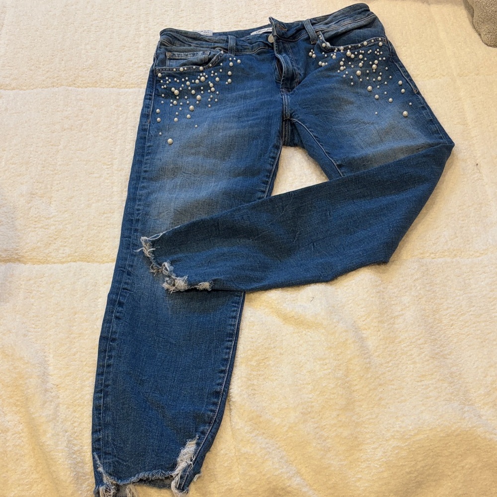 Mavi size 30 x 27 Blue Cropped Jeans with Pearl Details, distressed hem.